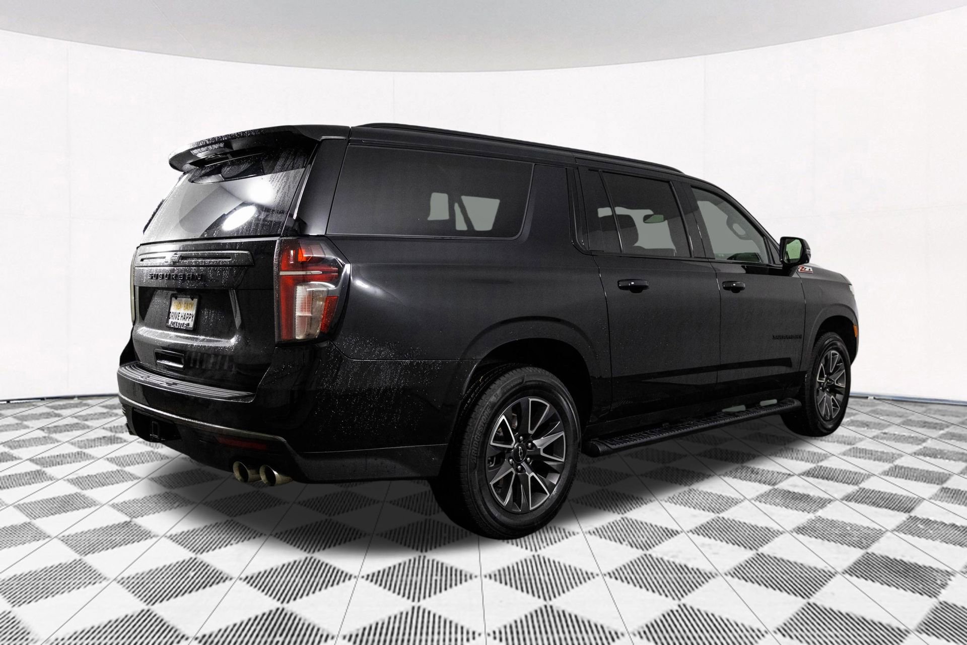 Used 2022 Chevrolet Suburban Z71 w/ Z71 Off-Road Package image 16