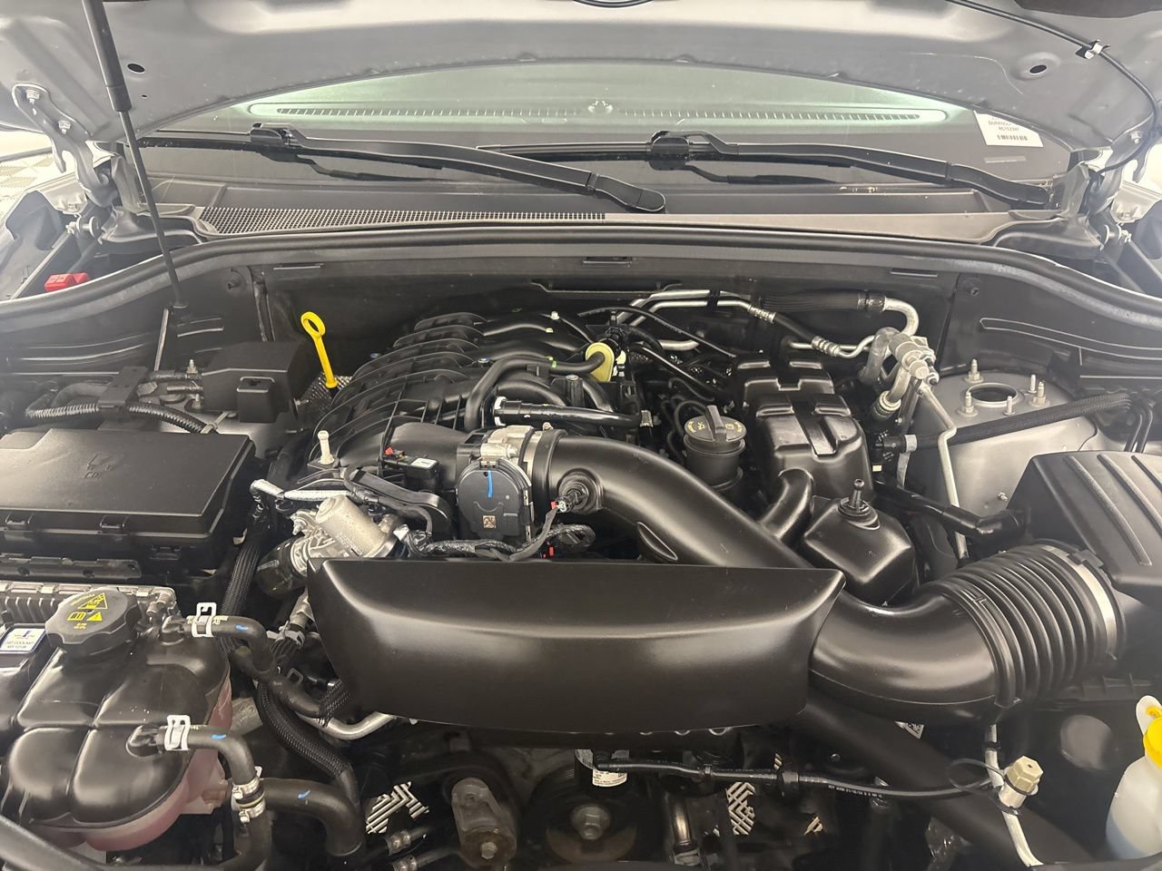 Used 2024 Dodge Durango GT RWD image 32