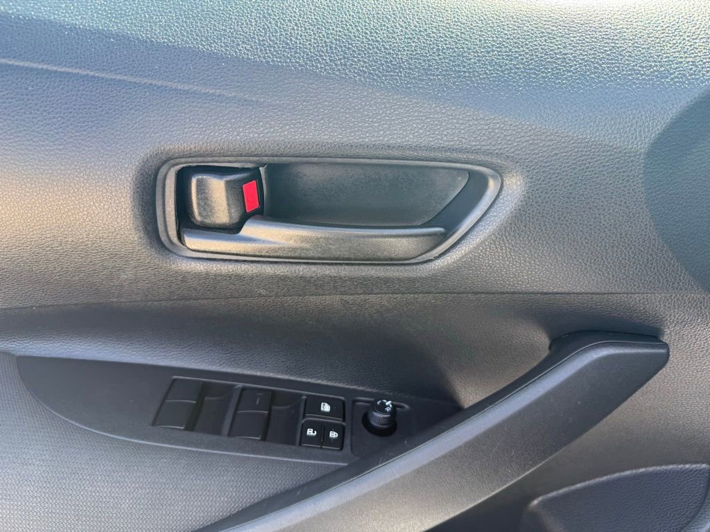 Used 2025 Toyota Corolla LE image 25