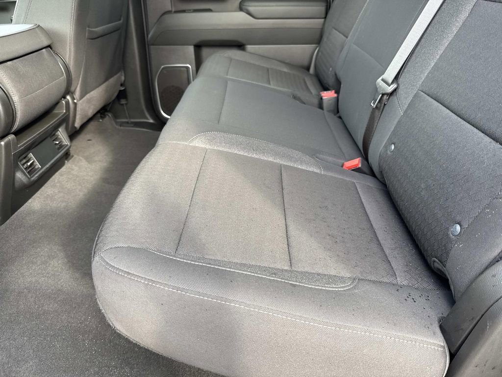Used 2024 Chevrolet Silverado 2500 LT image 17