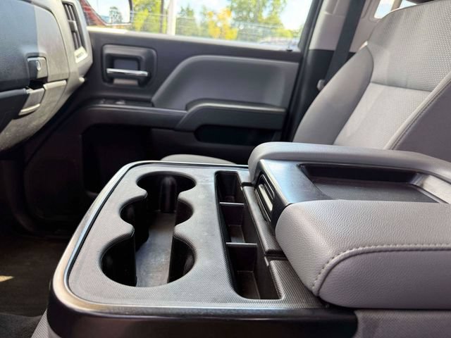 Used 2018 Chevrolet Silverado 1500 Custom w/ Custom Convenience Package AWD/4WD image 28