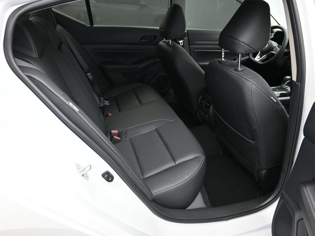 New 2026 Nissan Altima 2.5 SV w/ SV Premium Package FWD image 24