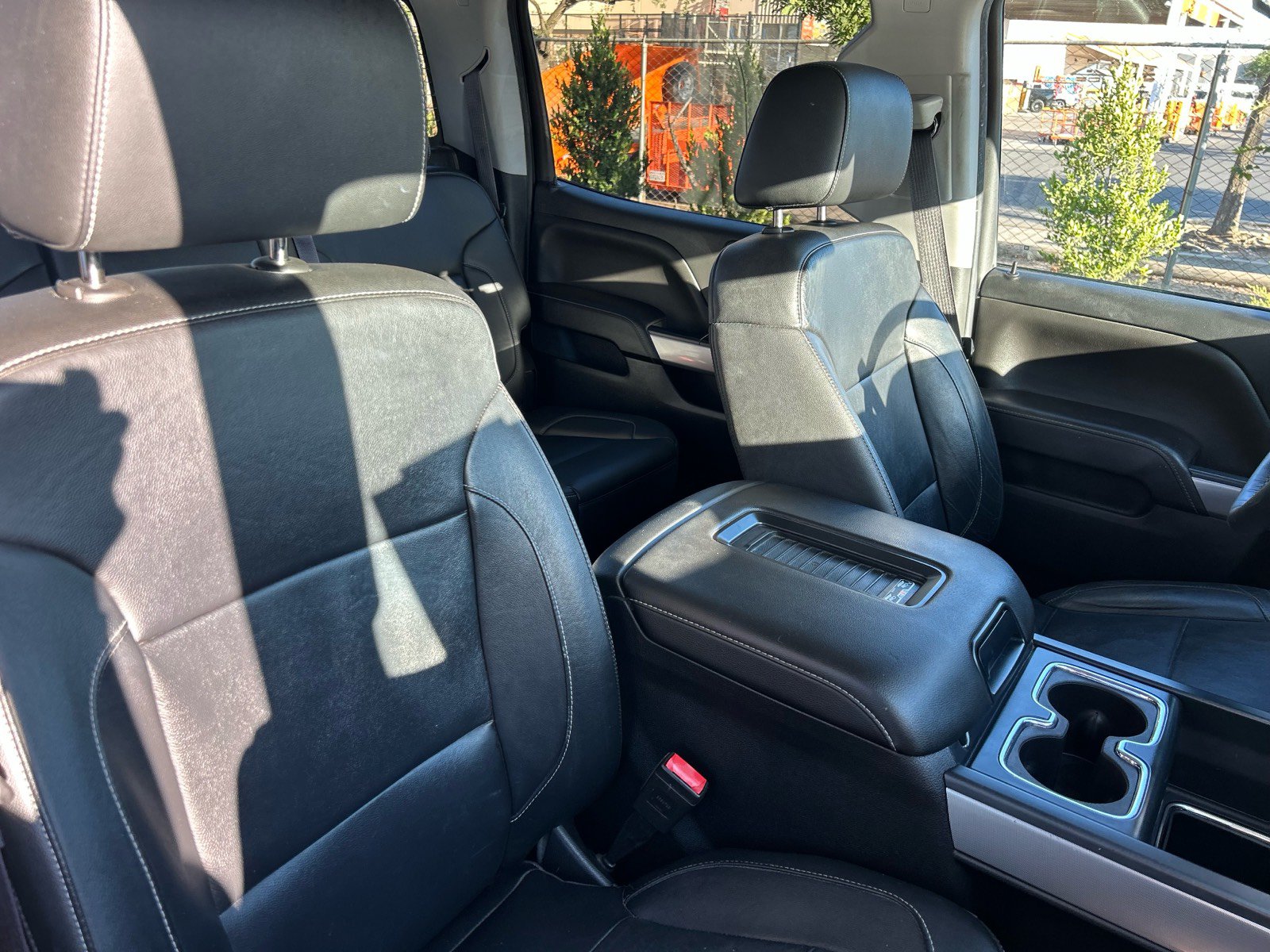 Used 2017 Chevrolet Silverado 1500 LTZ Z71 w/ Midnight Edition AWD/4WD image 12