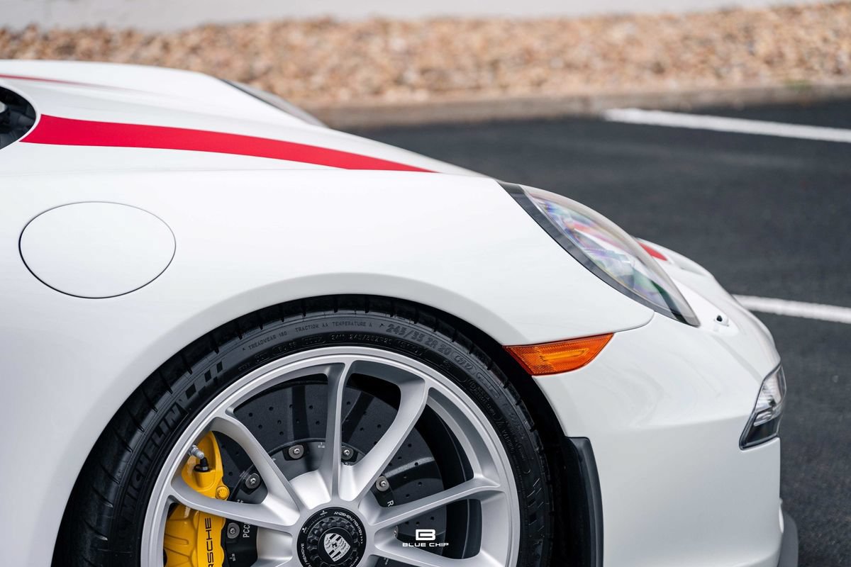 Used 2016 Porsche 911 R RWD image 12