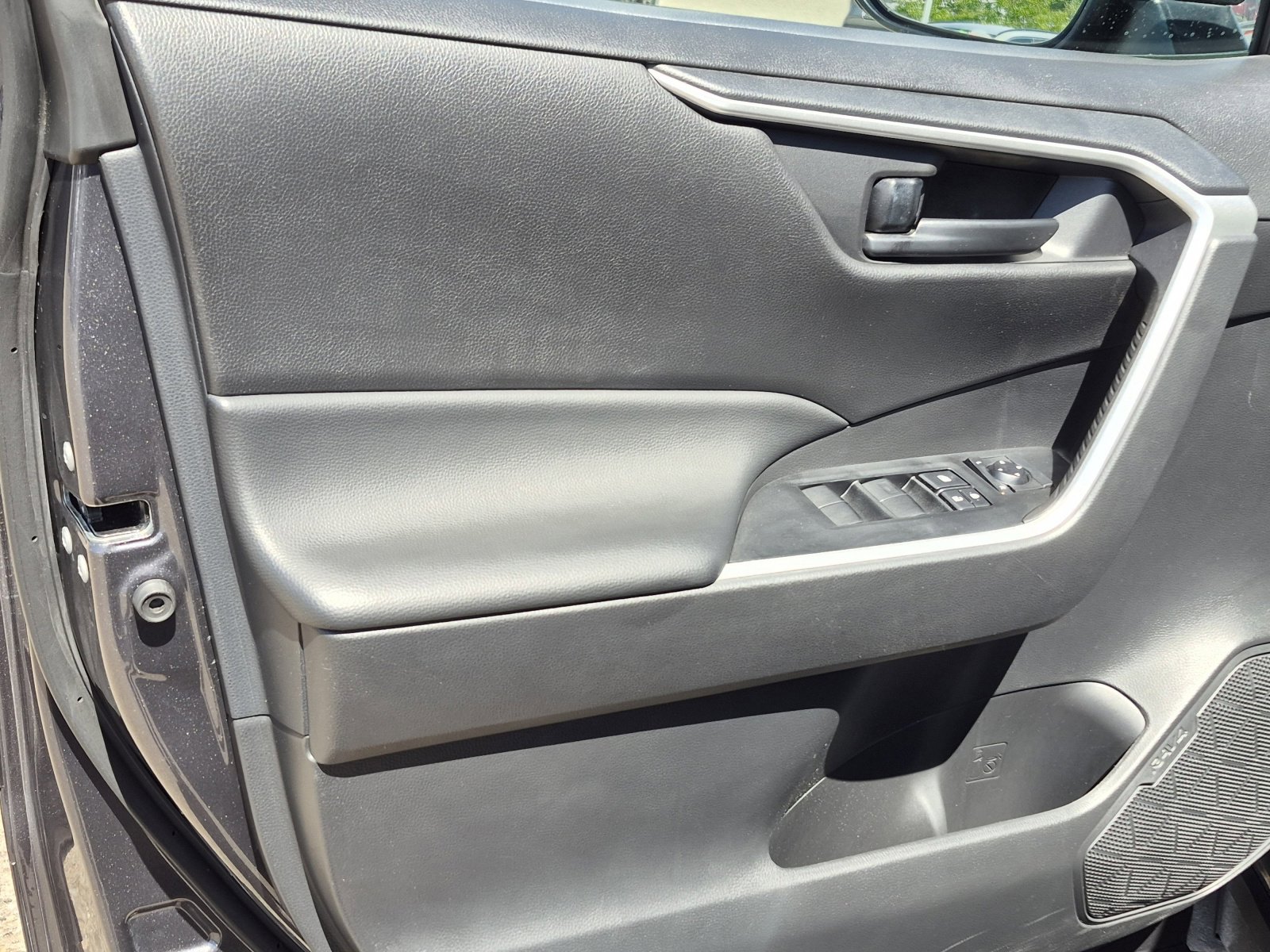 Certified 2024 Toyota RAV4 LE AWD/4WD image 14