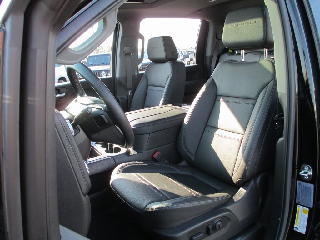 Certified 2023 GMC Sierra 3500 Denali w/ Denali Ultimate Package image 22