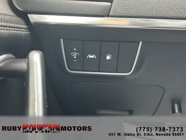 Used 2022 Kia Stinger GT1 AWD/4WD image 15