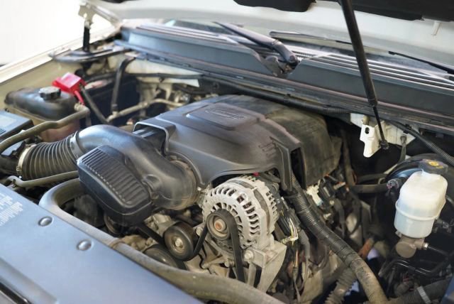 Used 2013 Cadillac Escalade Platinum AWD/4WD image 35