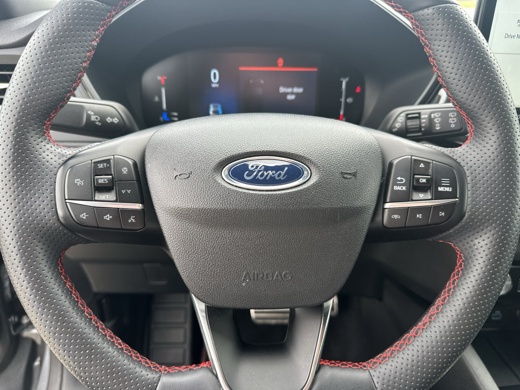 Used 2023 Ford Escape ST-Line w/ Tech Pack #1 AWD/4WD image 16