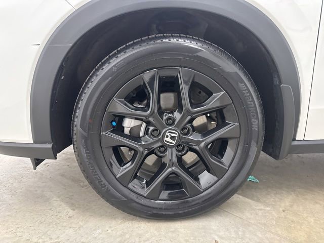 Certified 2023 Honda HR-V Sport image 9