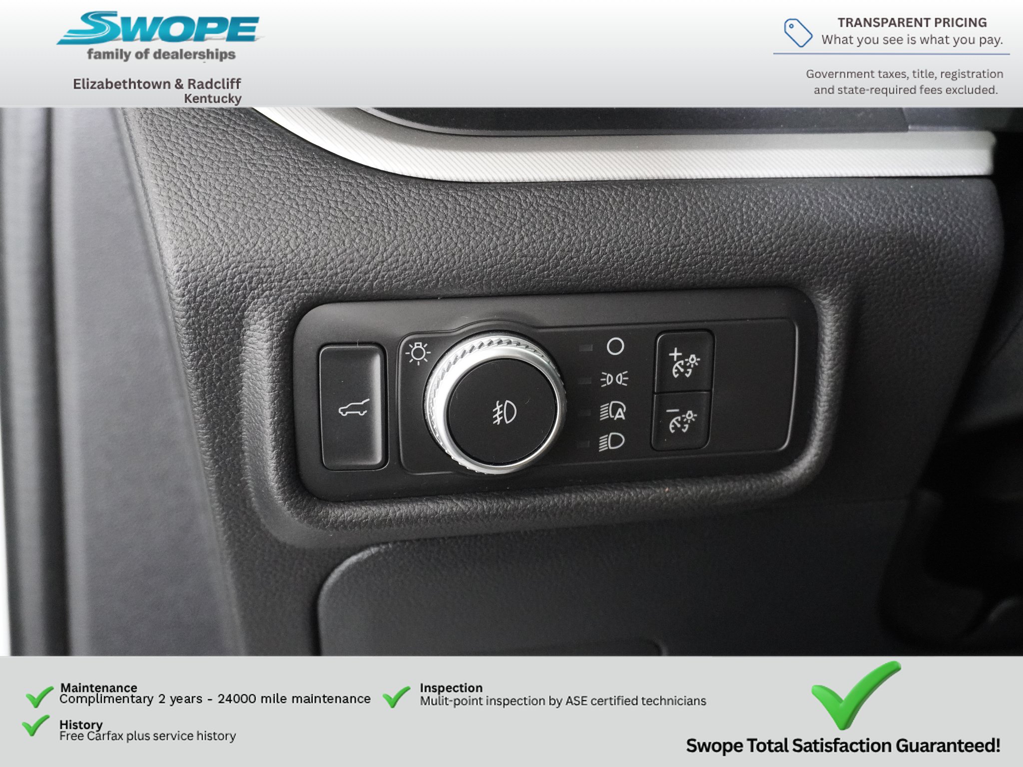 Used 2020 Ford Explorer XLT w/ Equipment Group 202A AWD/4WD image 17