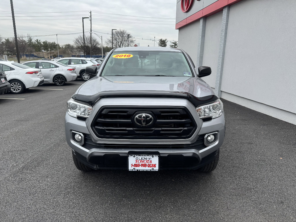 Used 2019 Toyota Tacoma SR w/ SX Package image 3