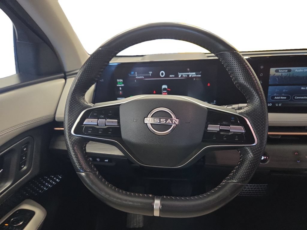 Used 2023 Nissan Ariya AWD image 12