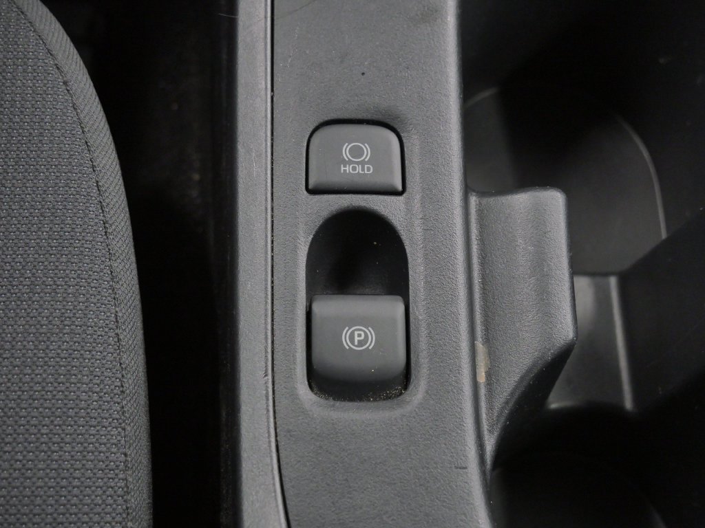 Used 2025 Toyota Corolla LE FWD image 29