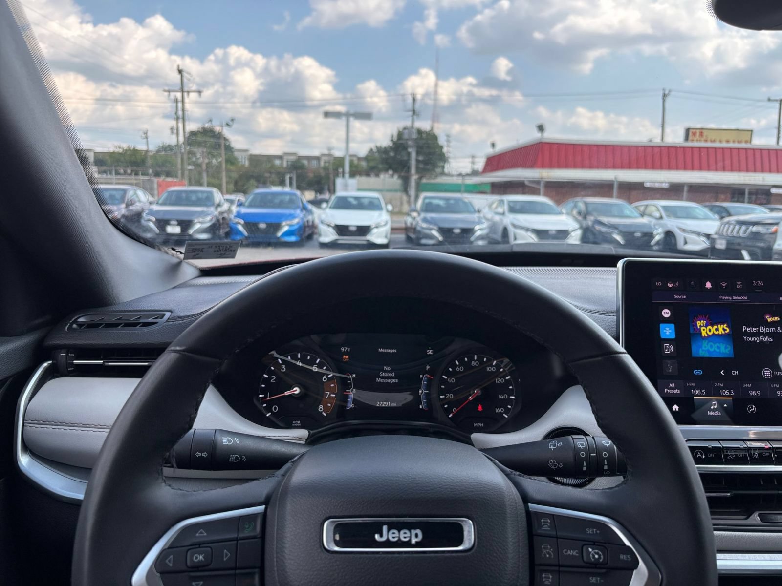 Used 2025 Jeep Compass Limited AWD/4WD image 34