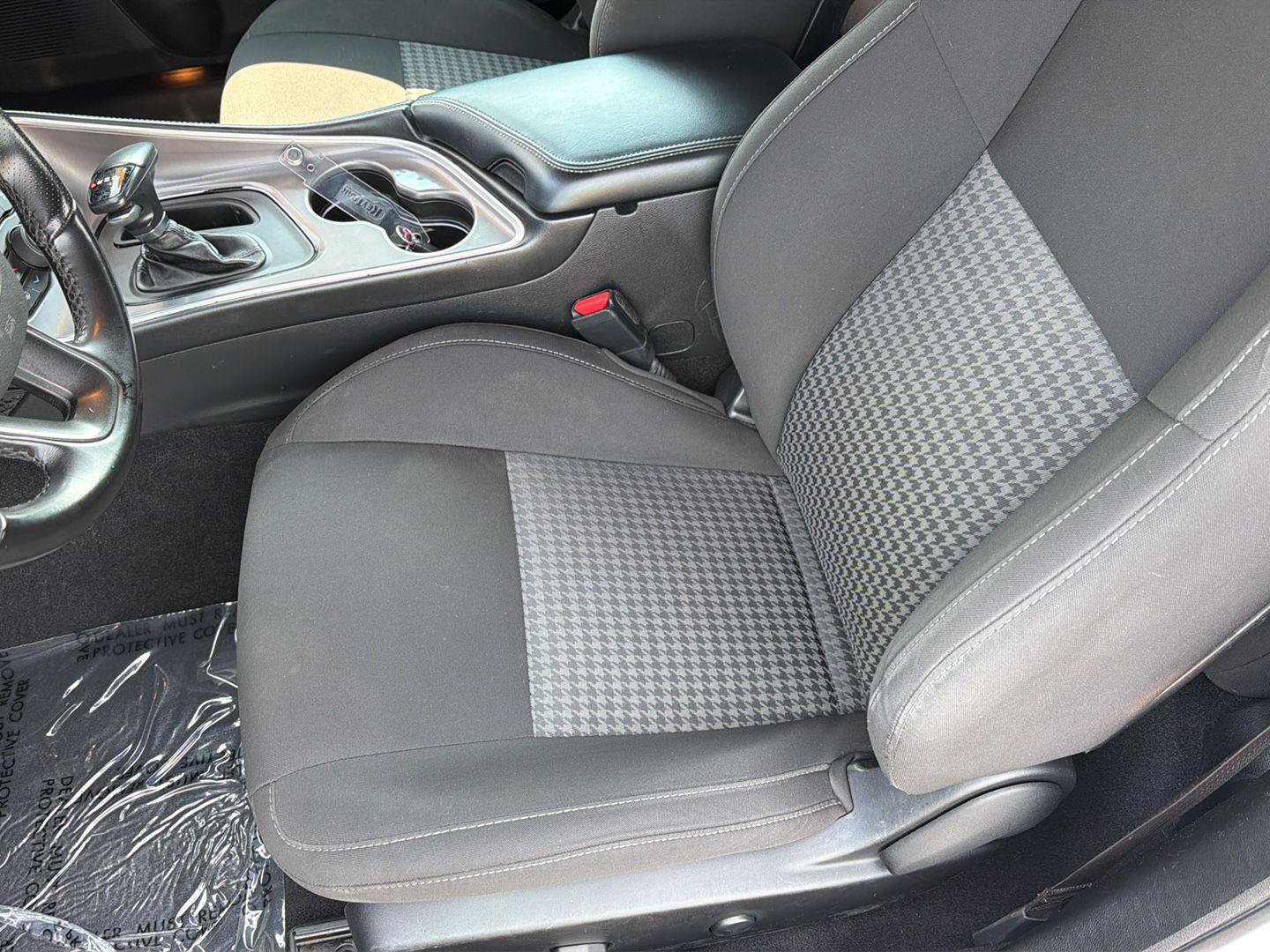 Used 2022 Dodge Challenger GT RWD image 25