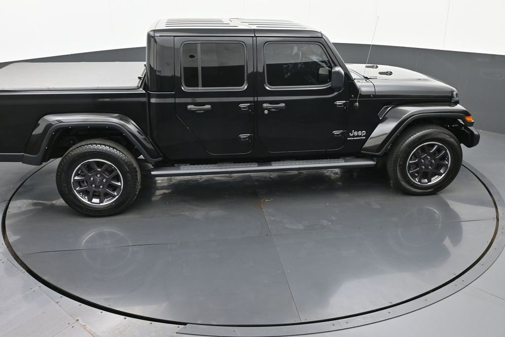 Used 2023 Jeep Gladiator Overland image 31