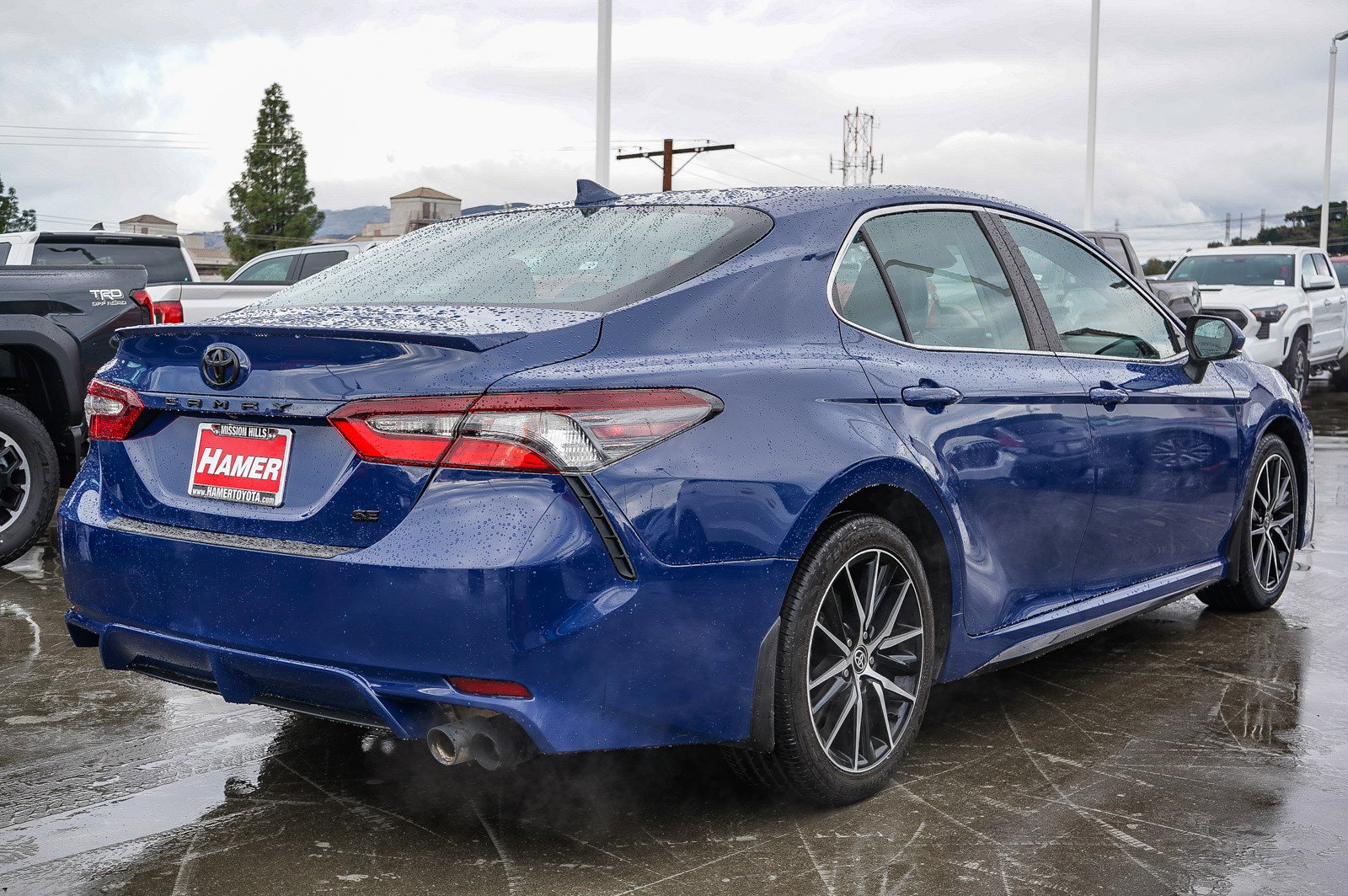 Certified 2023 Toyota Camry SE image 9