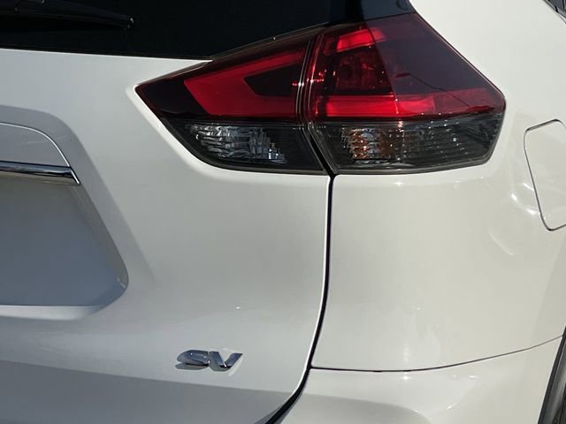 Used 2019 Nissan Rogue SV image 6