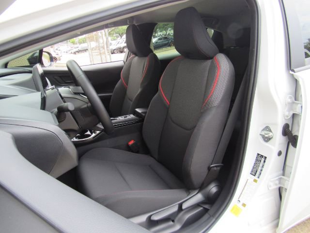 Used 2023 Toyota Prius Prime SE image 15