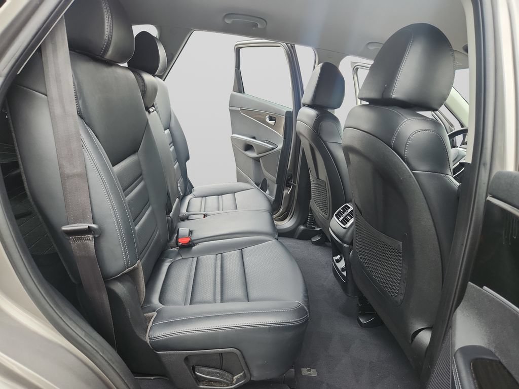 Used 2019 Kia Sorento EX AWD/4WD image 18