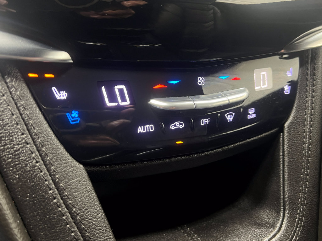 Used 2020 Cadillac XT6 Sport w/ Platinum Package AWD/4WD image 28