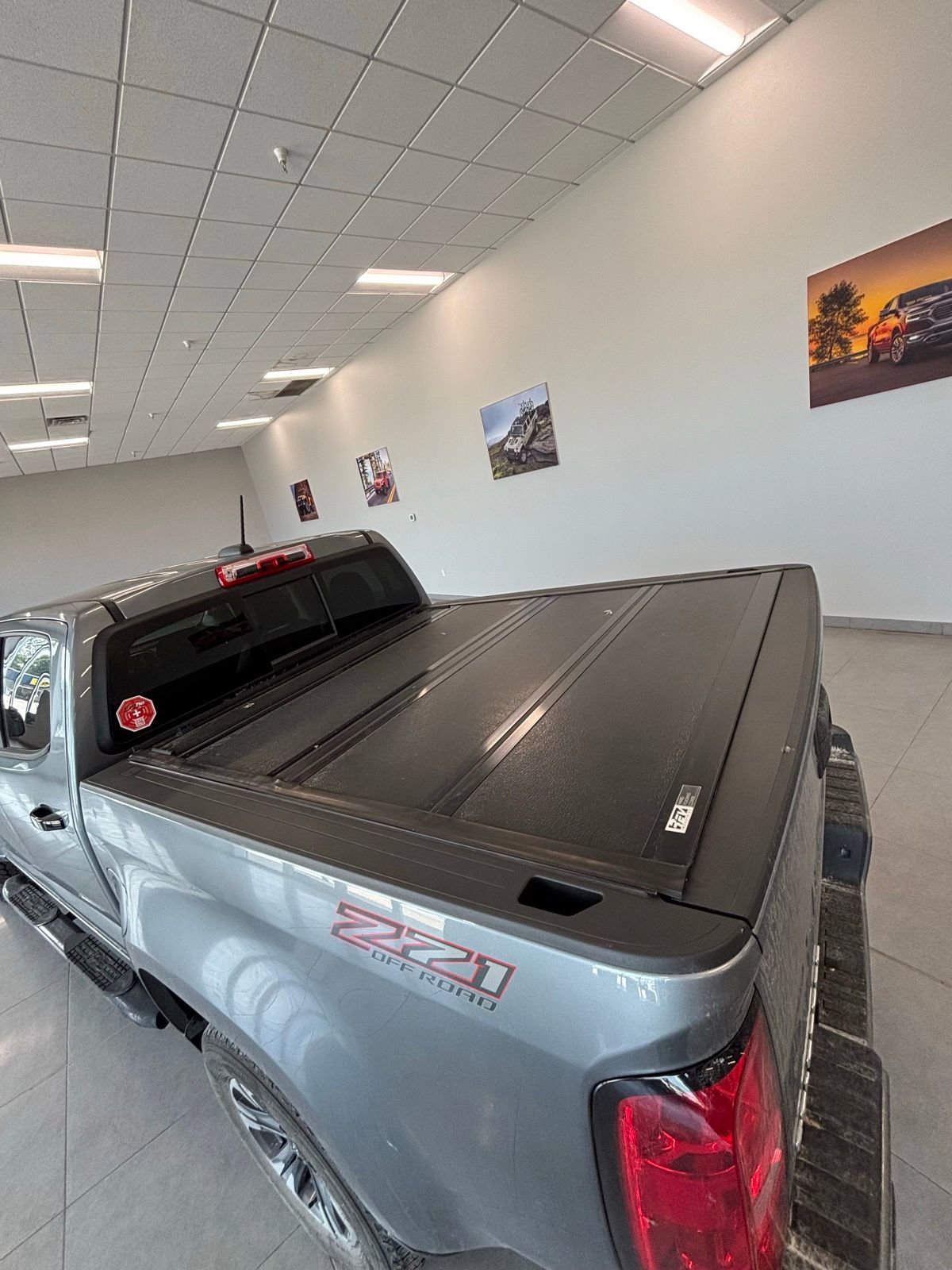 Used 2022 Chevrolet Colorado Z71 image 8