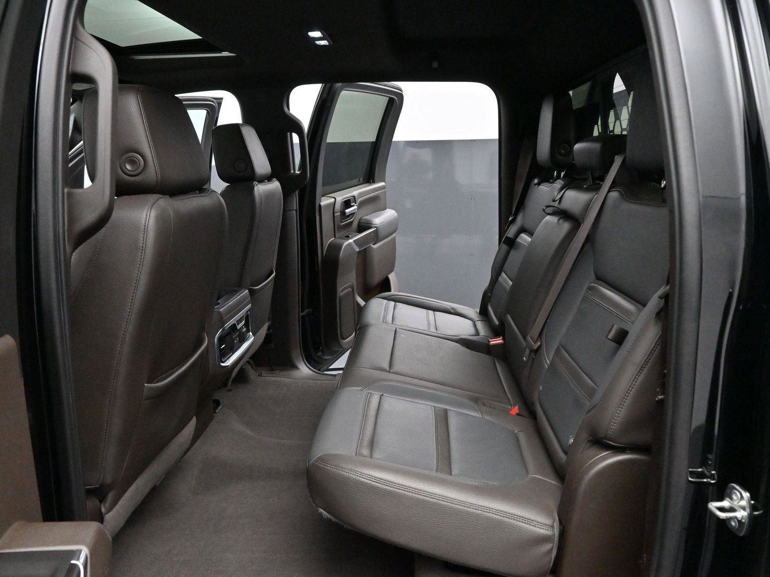 Used 2020 GMC Sierra 2500 Denali w/ Denali Ultimate Package image 30