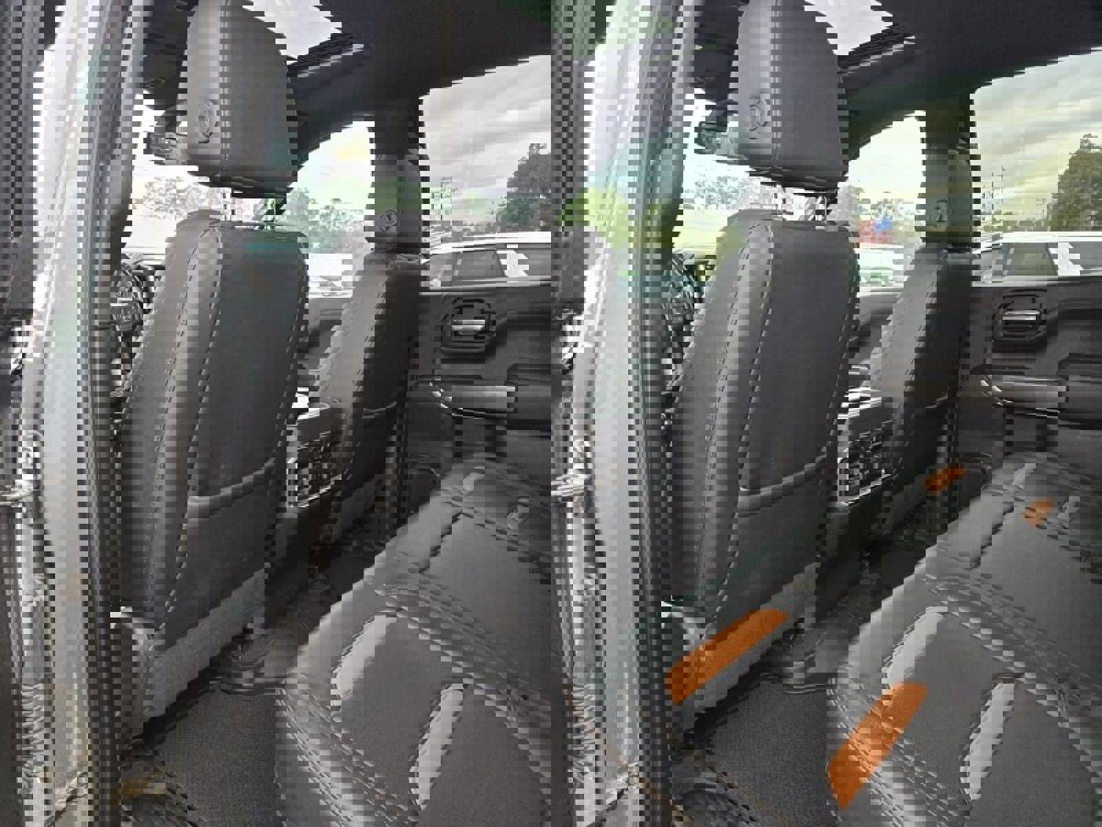 Used 2021 GMC Sierra 1500 AT4 w/ AT4 Preferred Package image 25