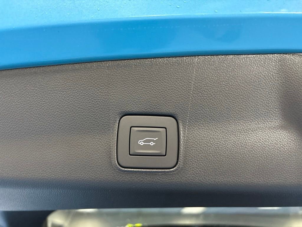 New 2026 Chevrolet TrailBlazer LT w/ Convenience Package FWD image 9