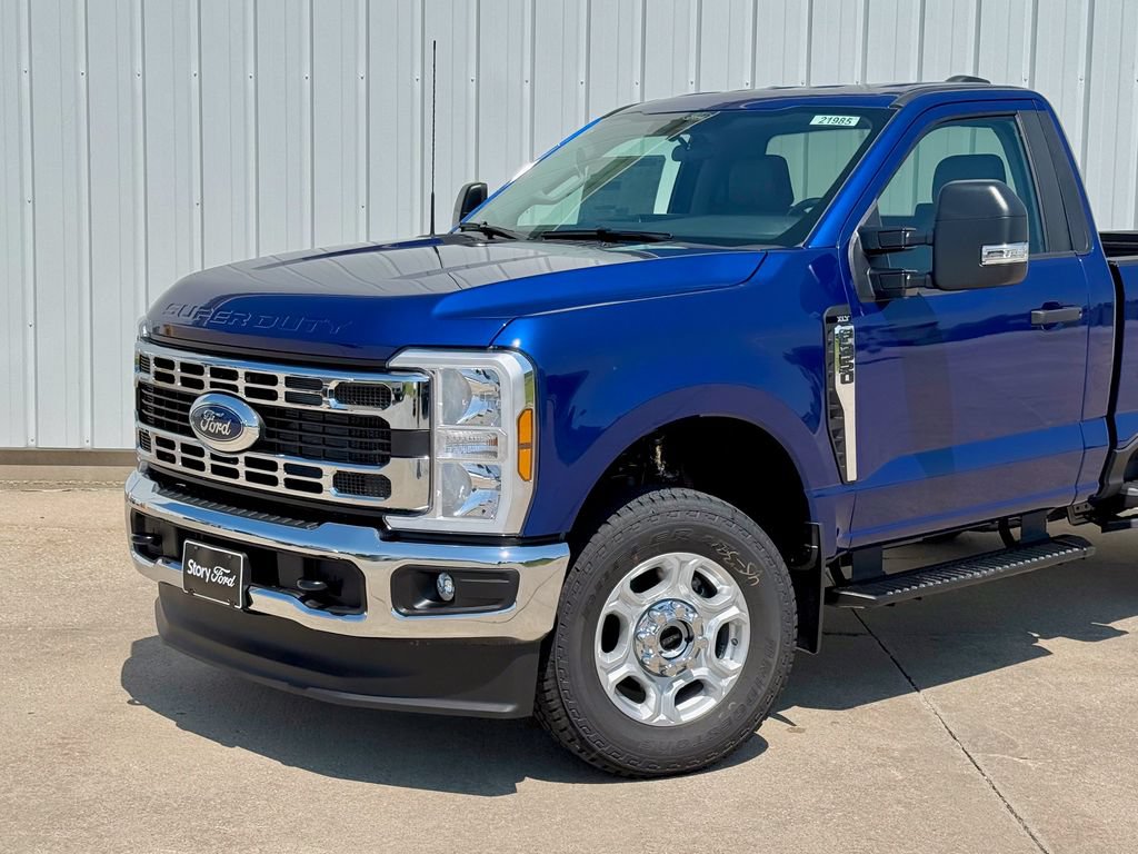 New 2026 Ford F250 XLT AWD/4WD image 2