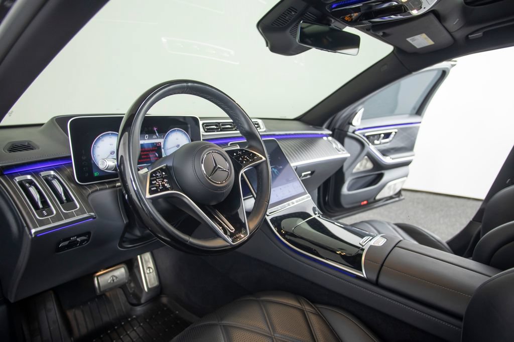 Used 2024 Mercedes-Benz Maybach S 580 4MATIC image 35
