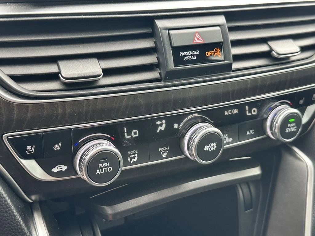 Used 2021 Honda Accord Touring image 21