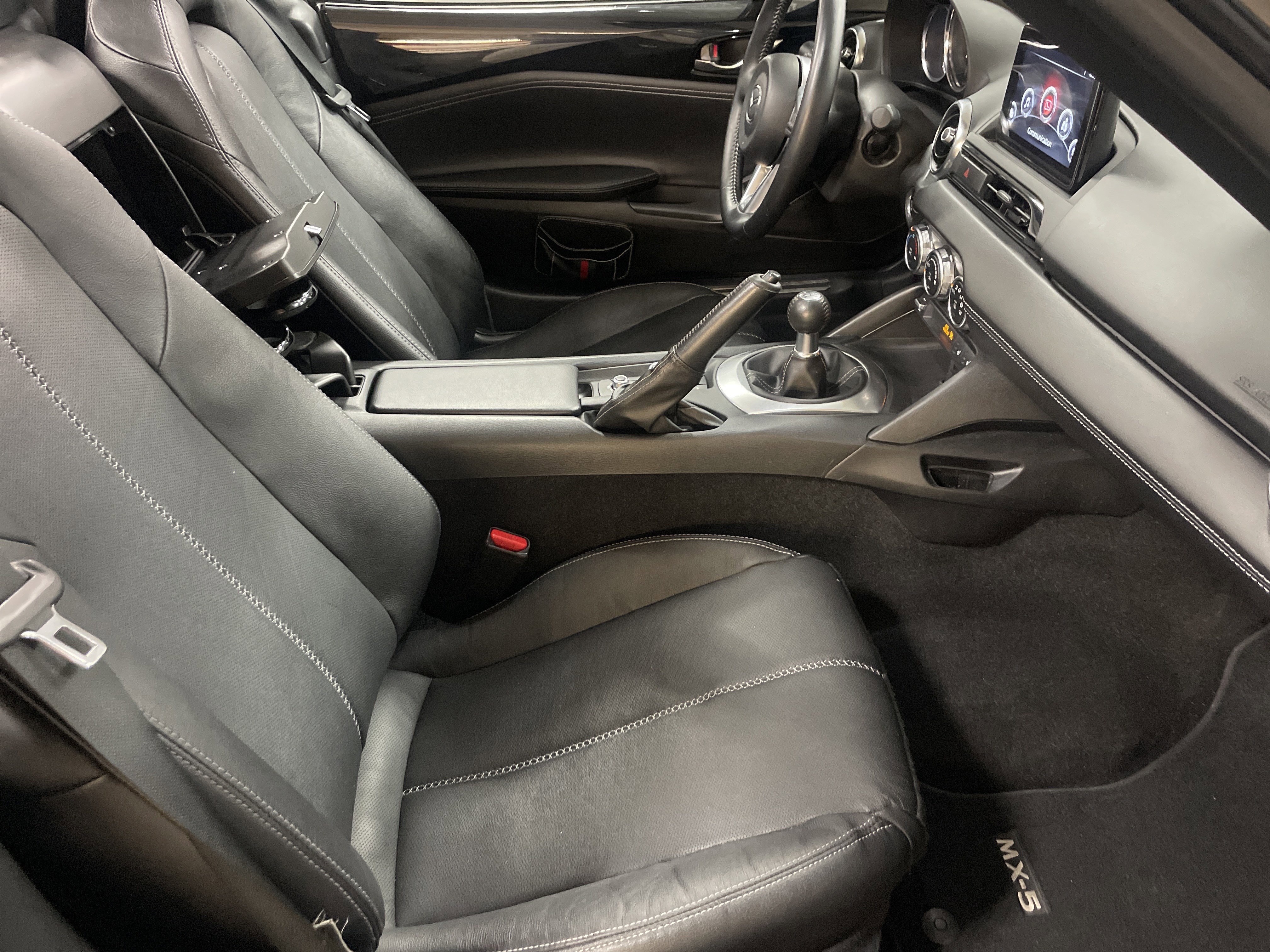 Used 2023 MAZDA MX-5 Miata Grand Touring image 35