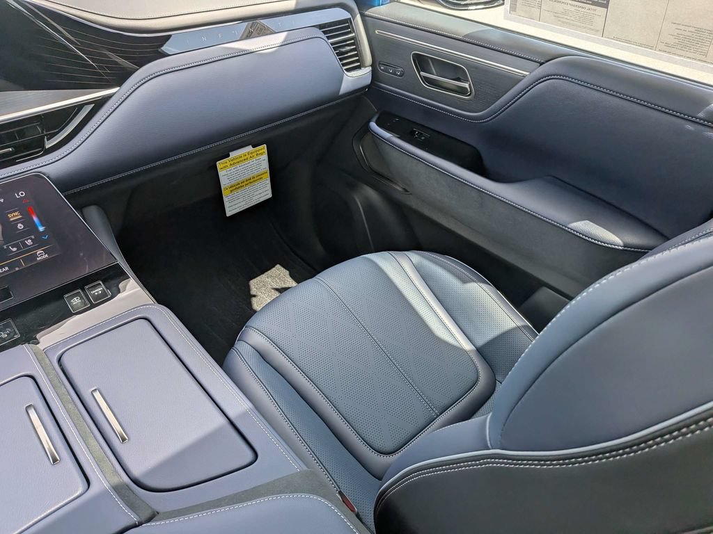 New 2027 INFINITI QX80 Sensory w/ Sport Exterior Package AWD/4WD image 21