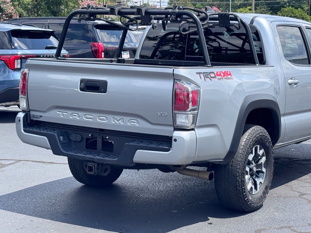 Used 2023 Toyota Tacoma TRD Off-Road w/ Technology Package AWD/4WD image 39