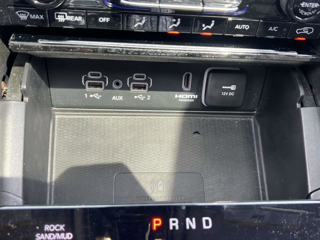 Used 2023 Jeep Grand Cherokee 30th Anniversary image 31