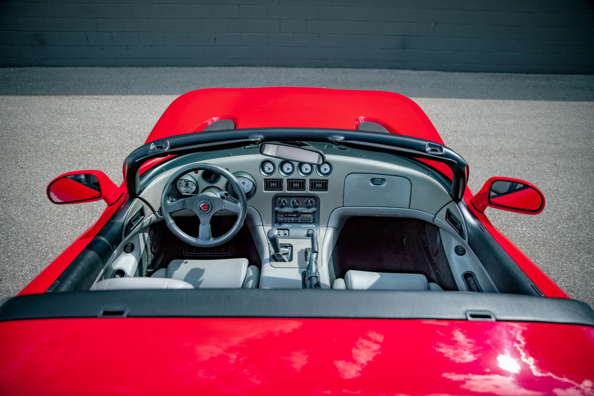 Used 1994 Dodge Viper RT/10 image 7