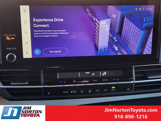 Used 2025 Toyota Sienna XLE image 20