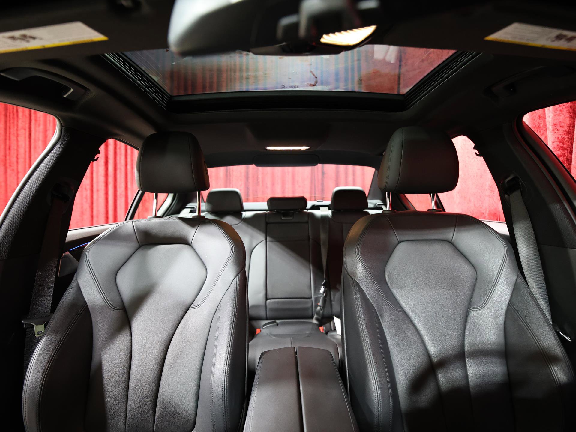 Used 2018 BMW 530i xDrive image 25