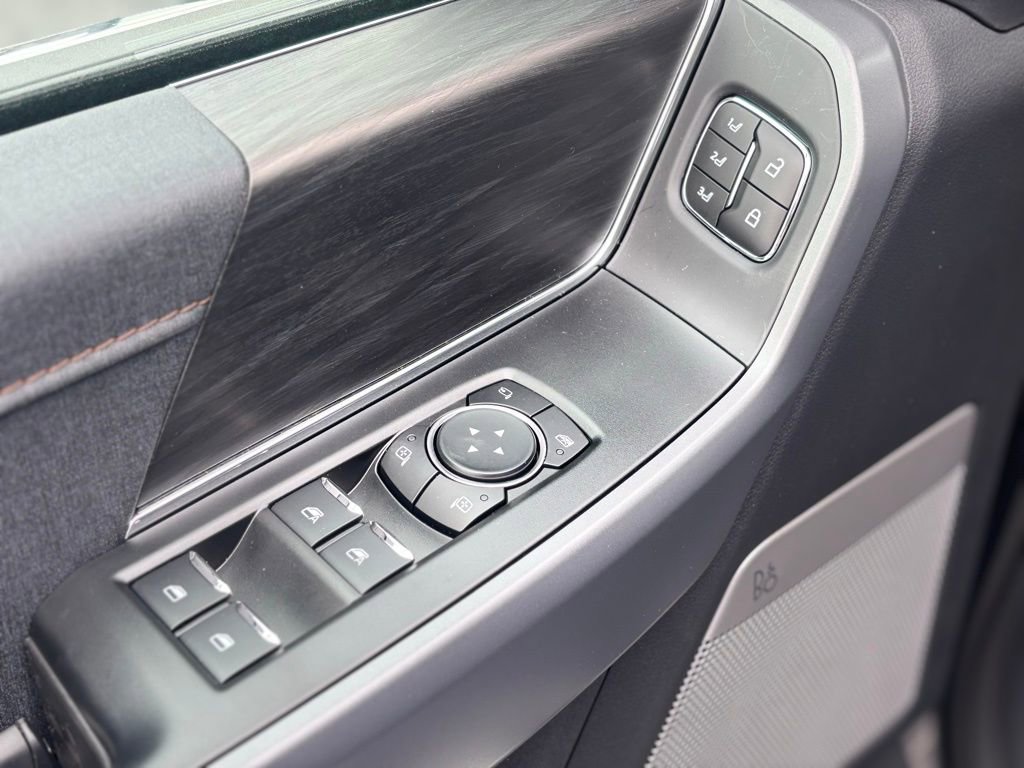 New 2025 Ford F150 Lariat w/ Equipment Group 502A High image 25