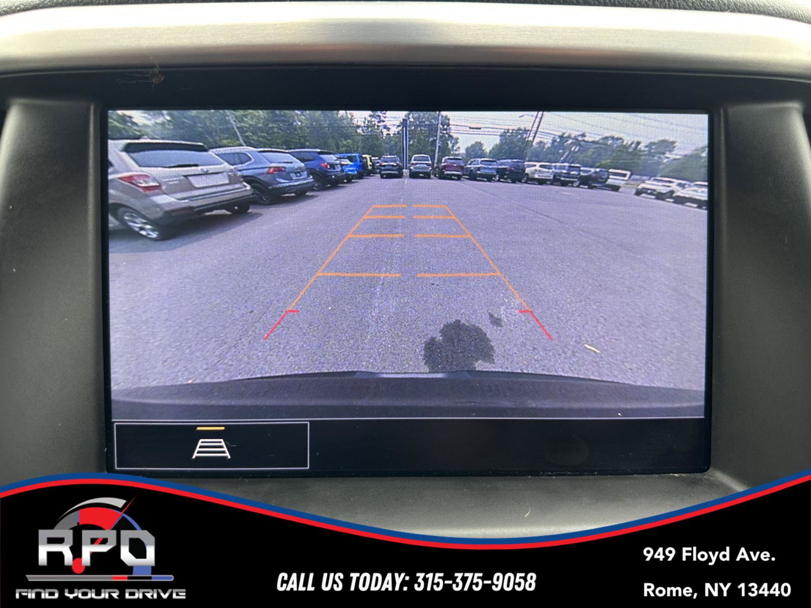 Used 2021 GMC Acadia SLE w/ Driver Convenience Package AWD/4WD image 22