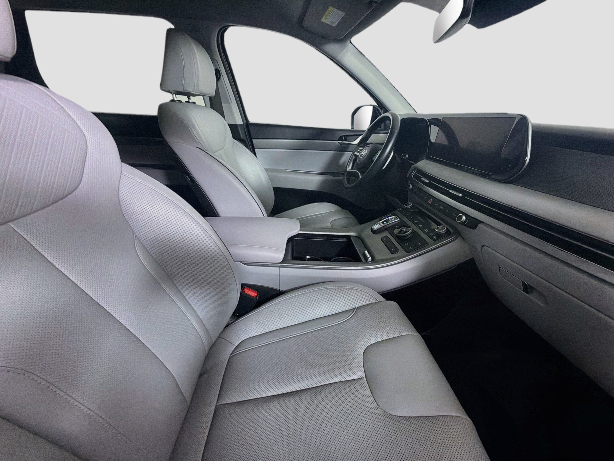 Used 2025 Hyundai Palisade SEL FWD image 32