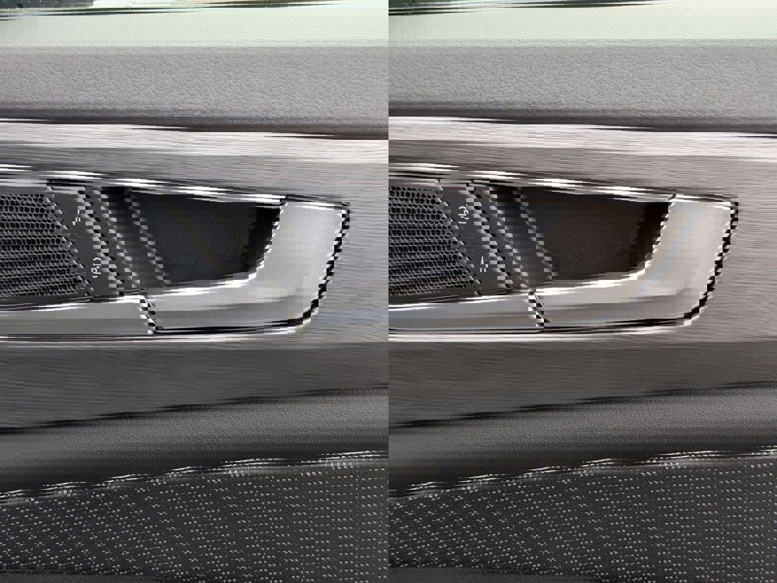 New 2025 Volkswagen Atlas Cross Sport SE image 38