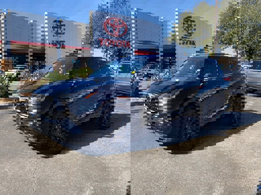 Certified 2022 Toyota Highlander L