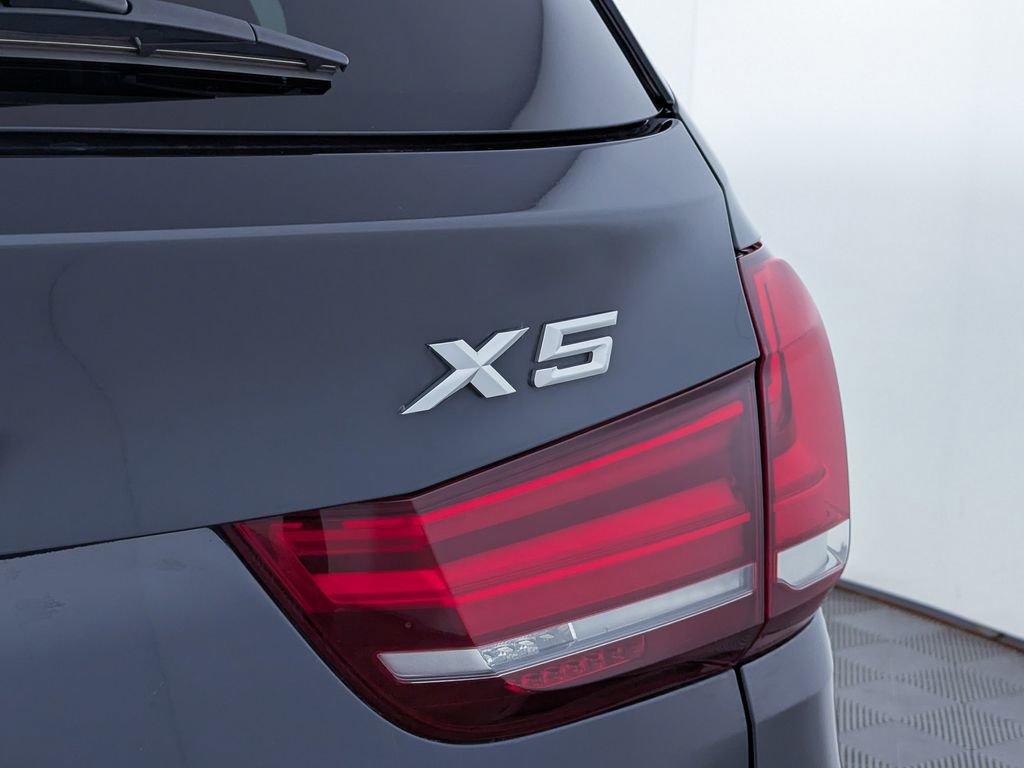 Used 2016 BMW X5 xDrive35i image 11