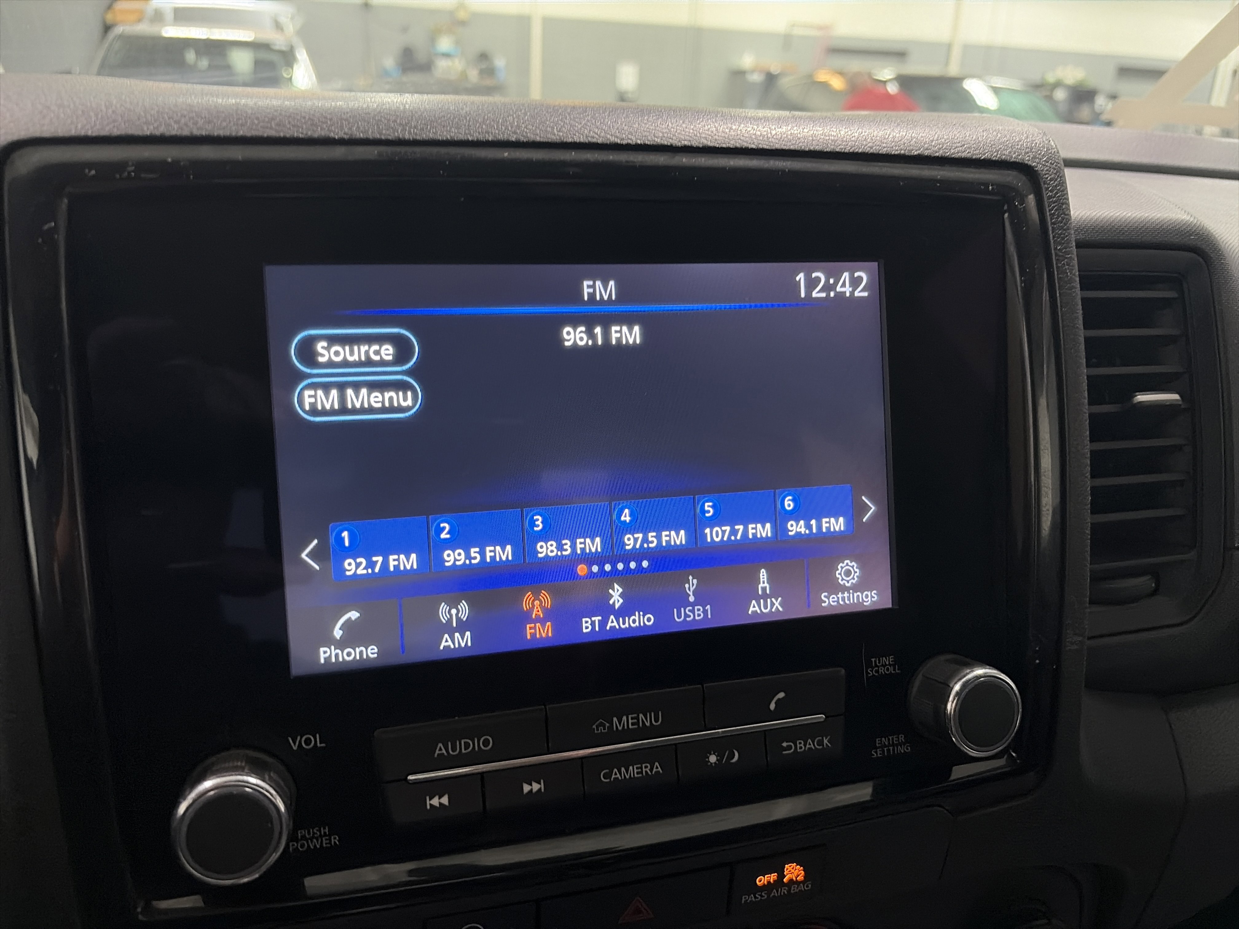 Used 2024 Nissan Frontier S w/ S Utility Package AWD/4WD image 17