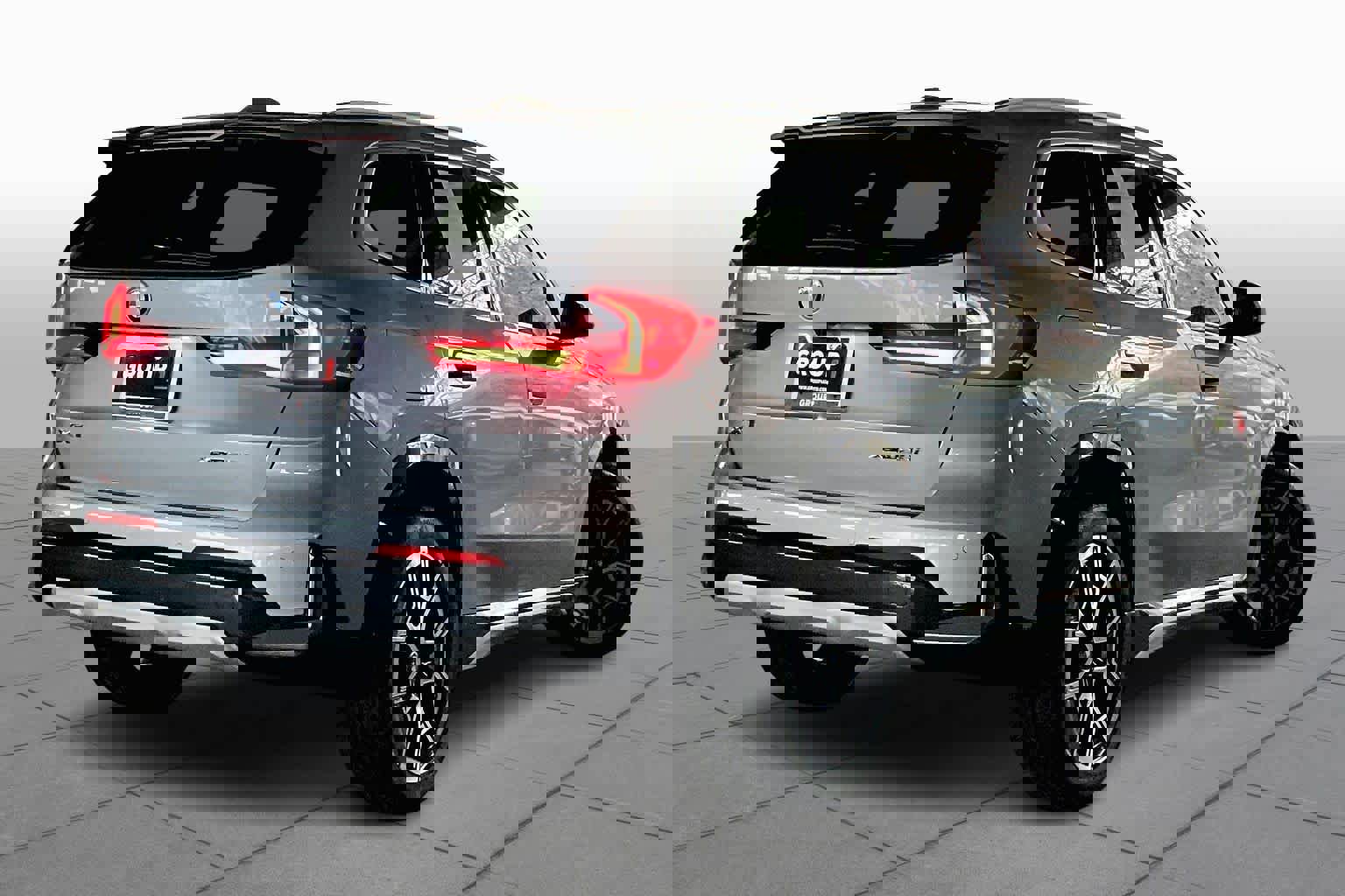 Certified 2026 BMW X1 xDrive28i w/ Technology Package image 12