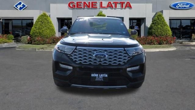 Certified 2022 Ford Explorer Platinum w/ Equipment Group 601A image 11