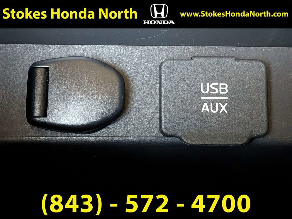 Used 2015 Nissan Sentra SV FWD image 22